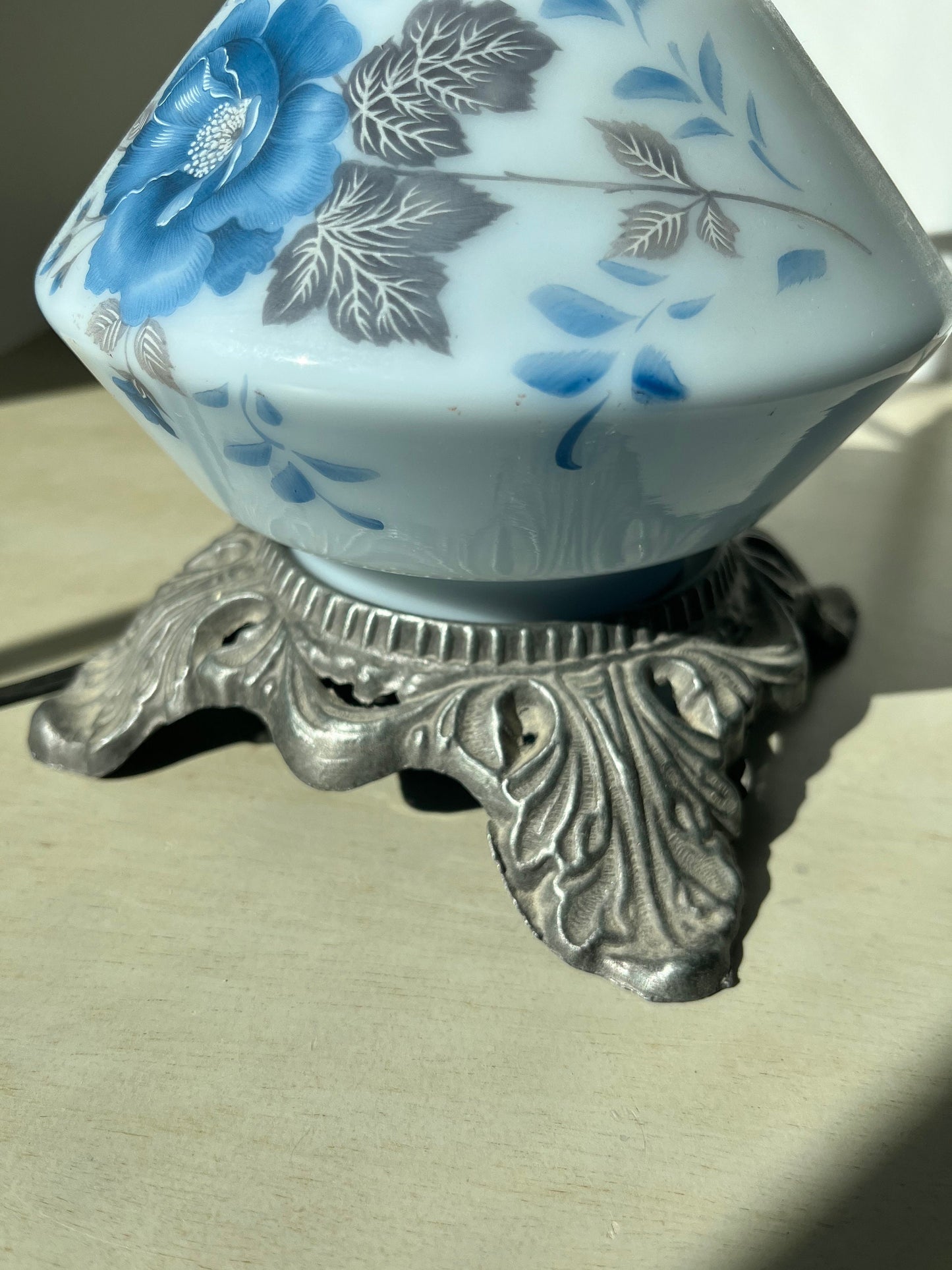 Vintage art nouveau style lamp
