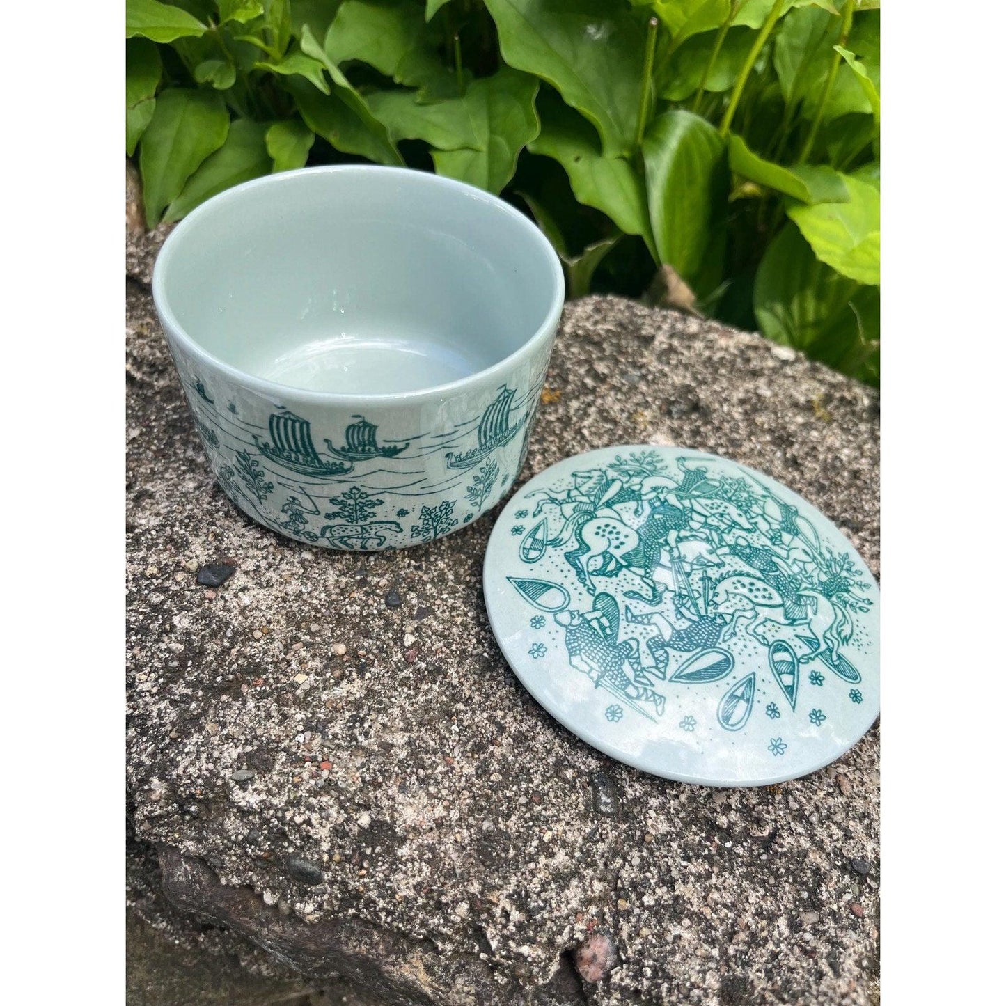 Vintage Nymolle Hoyrup lidded trinket dish, made in Denmark