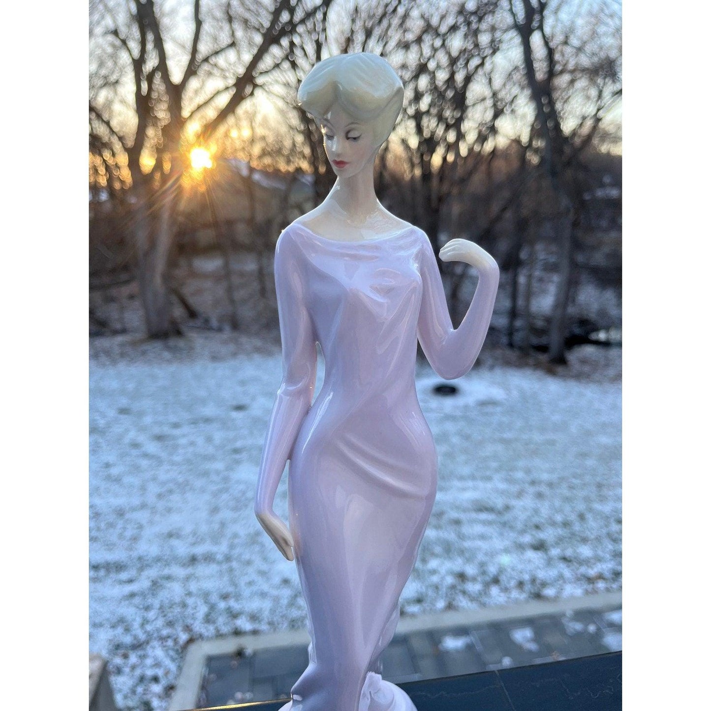 Vintage Royal Doulton ceramic figurine “Debutante