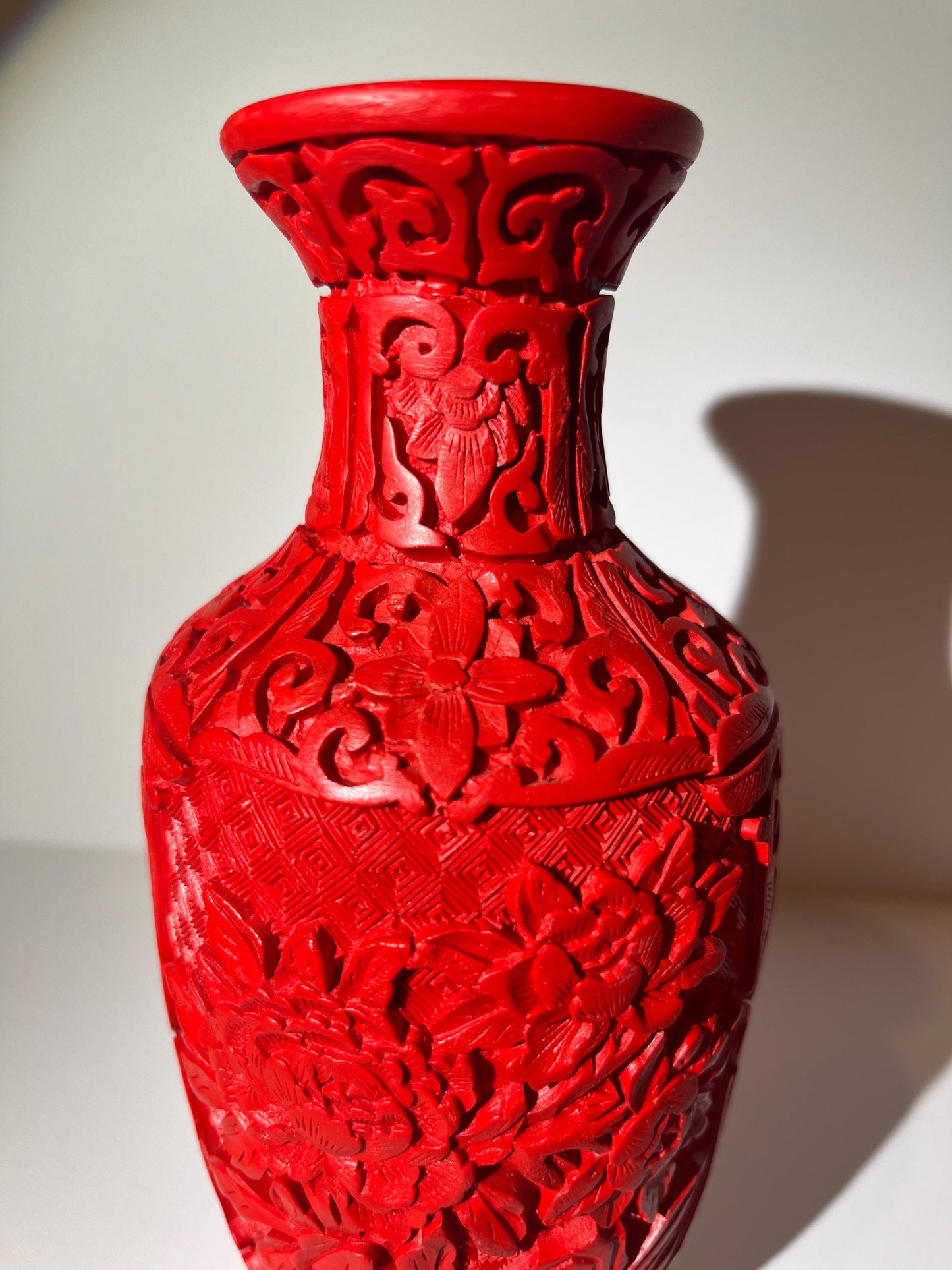 Vintage Chinese Red Cinnabar Lacquer Vase