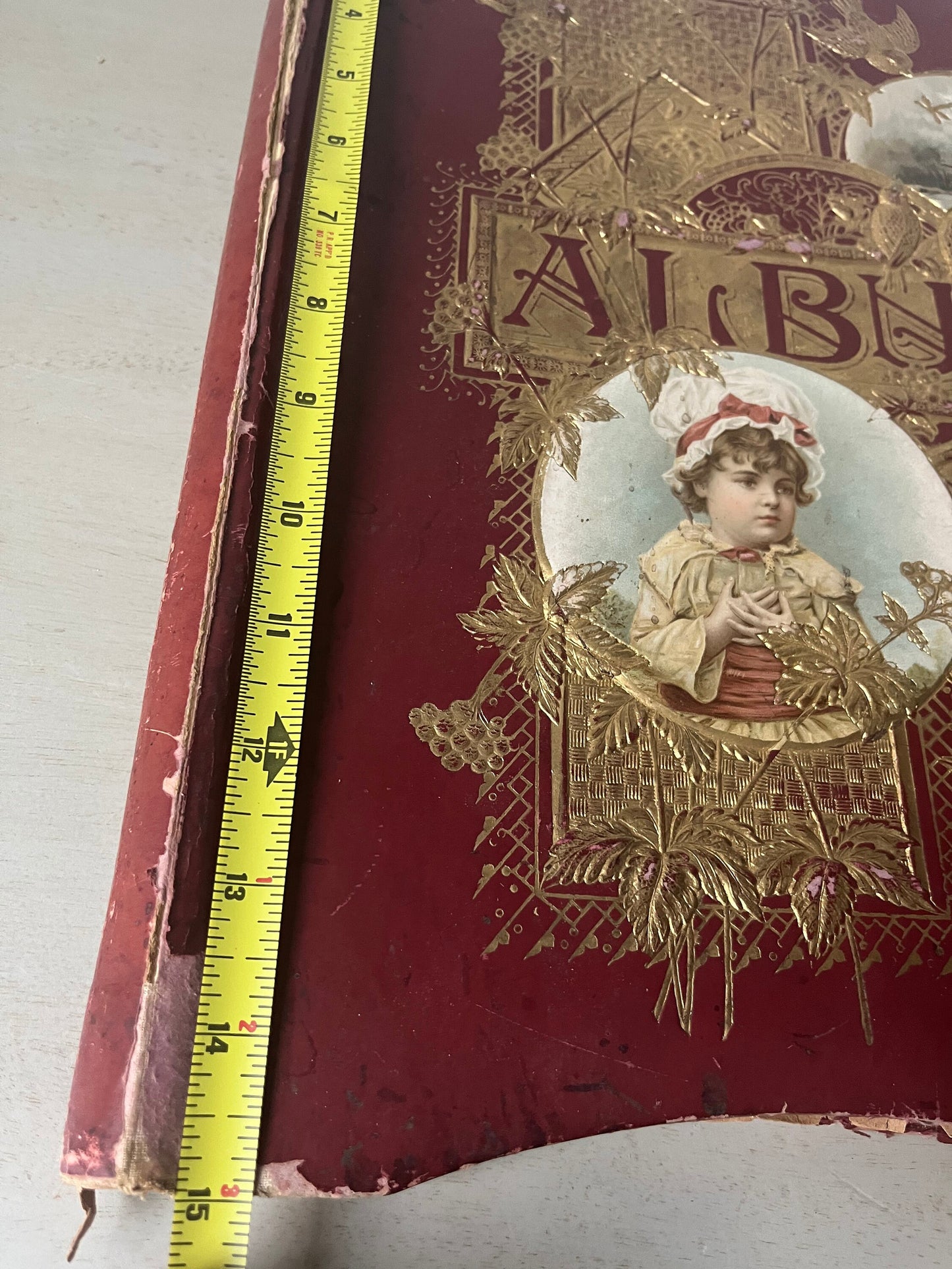 Victorian trade cards scrapbook