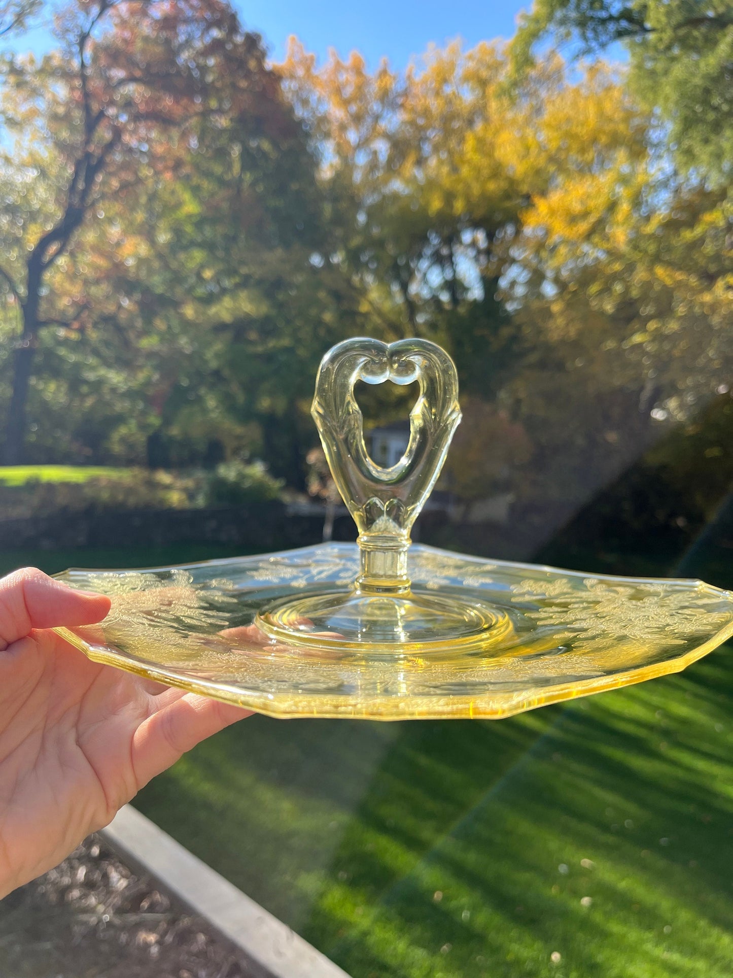 Vintage Paden City yellow square sandwich / high tea tray