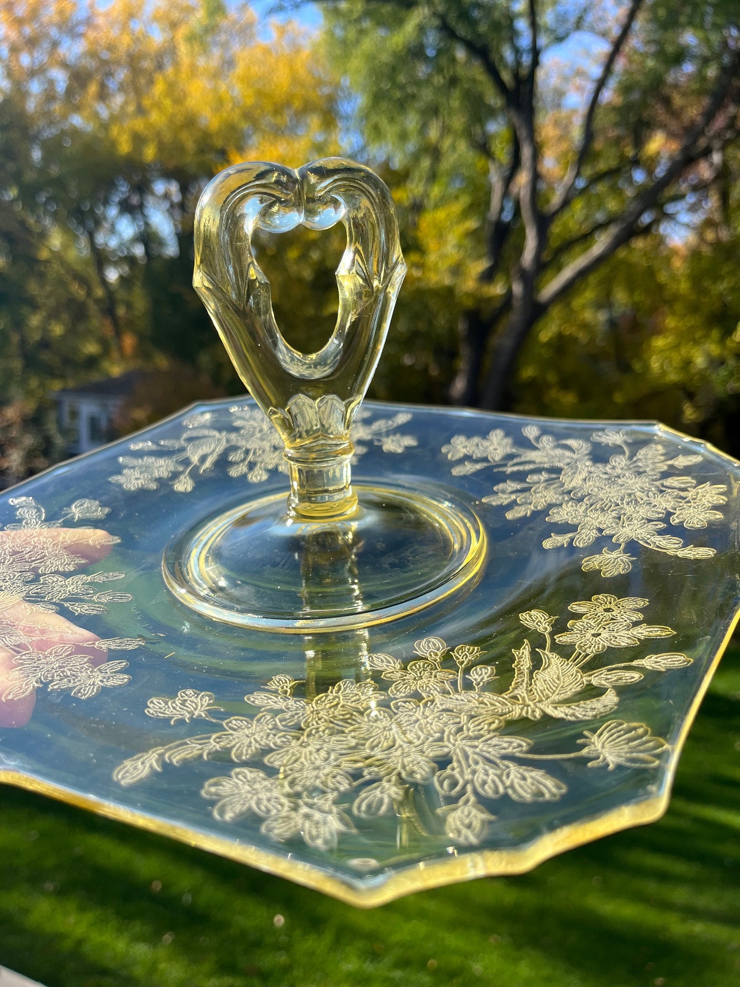 Vintage Paden City yellow square sandwich / high tea tray