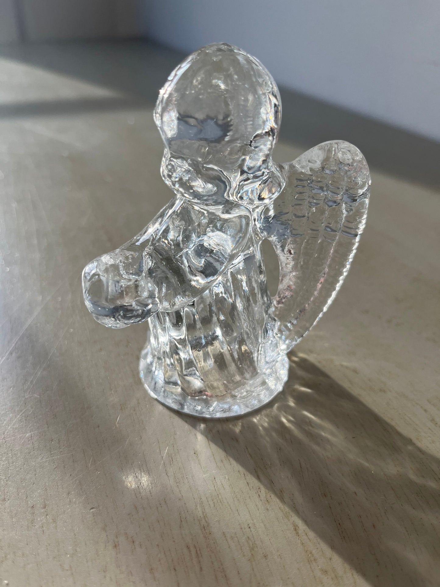 Mini glass angel figurine