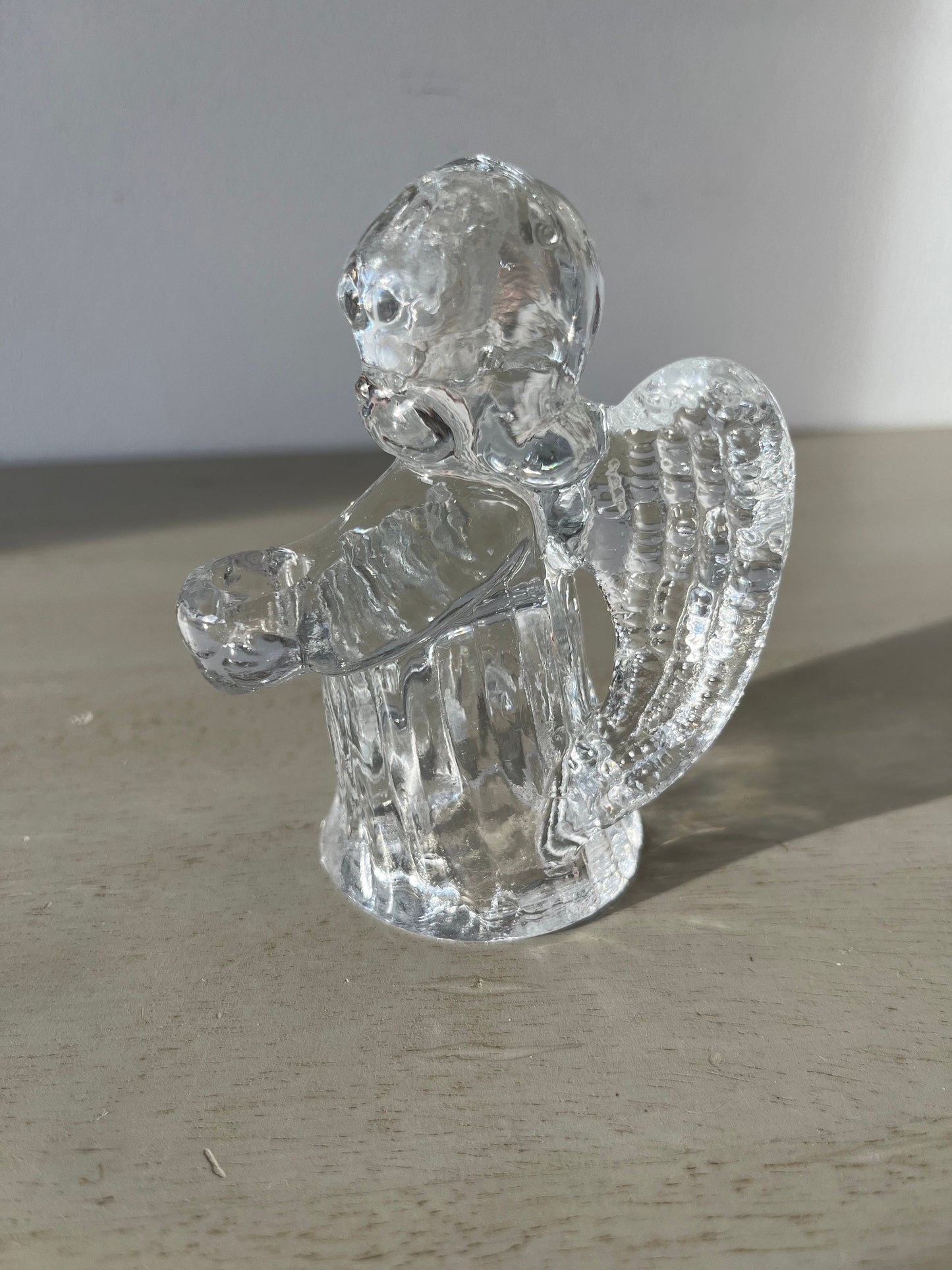 Mini glass angel figurine