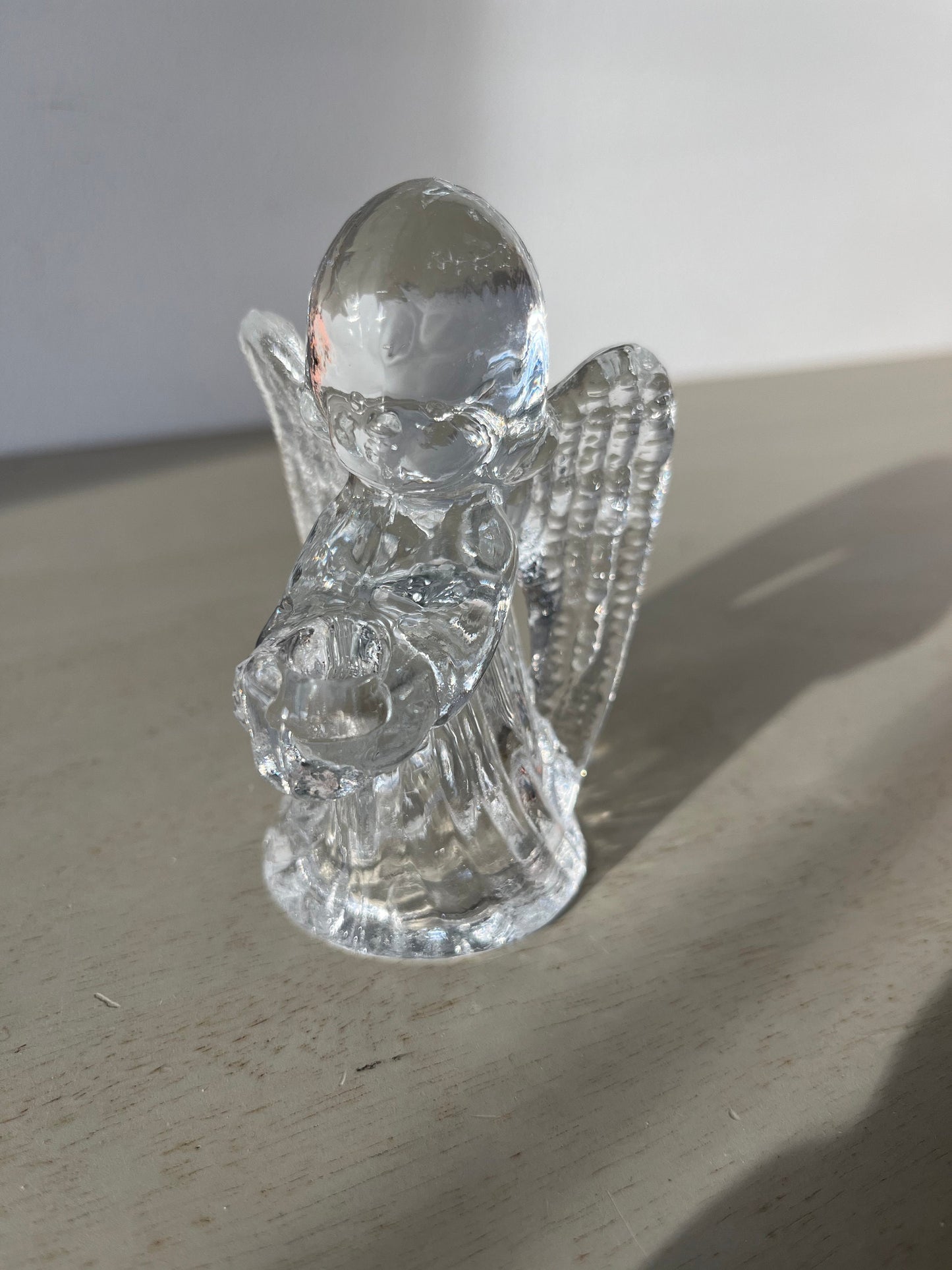 Mini glass angel figurine