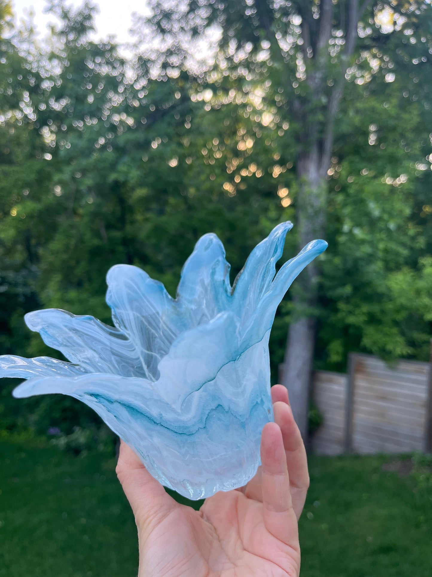 Vintage 8 petal art glass bowl, possibly Murano