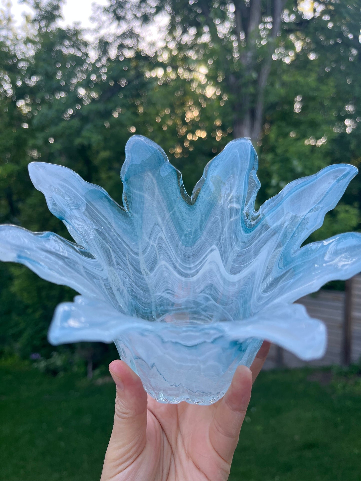 Vintage 8 petal art glass bowl, possibly Murano