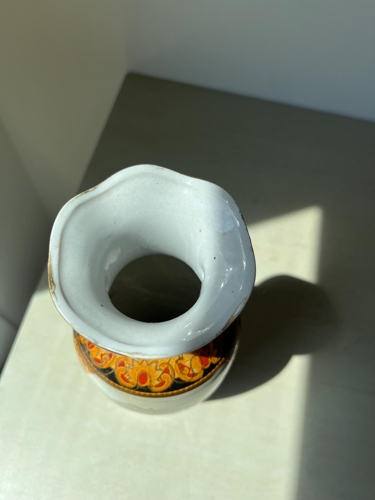Beautiful vintage 1950s Japanese Satsuma Vase Hand Painted