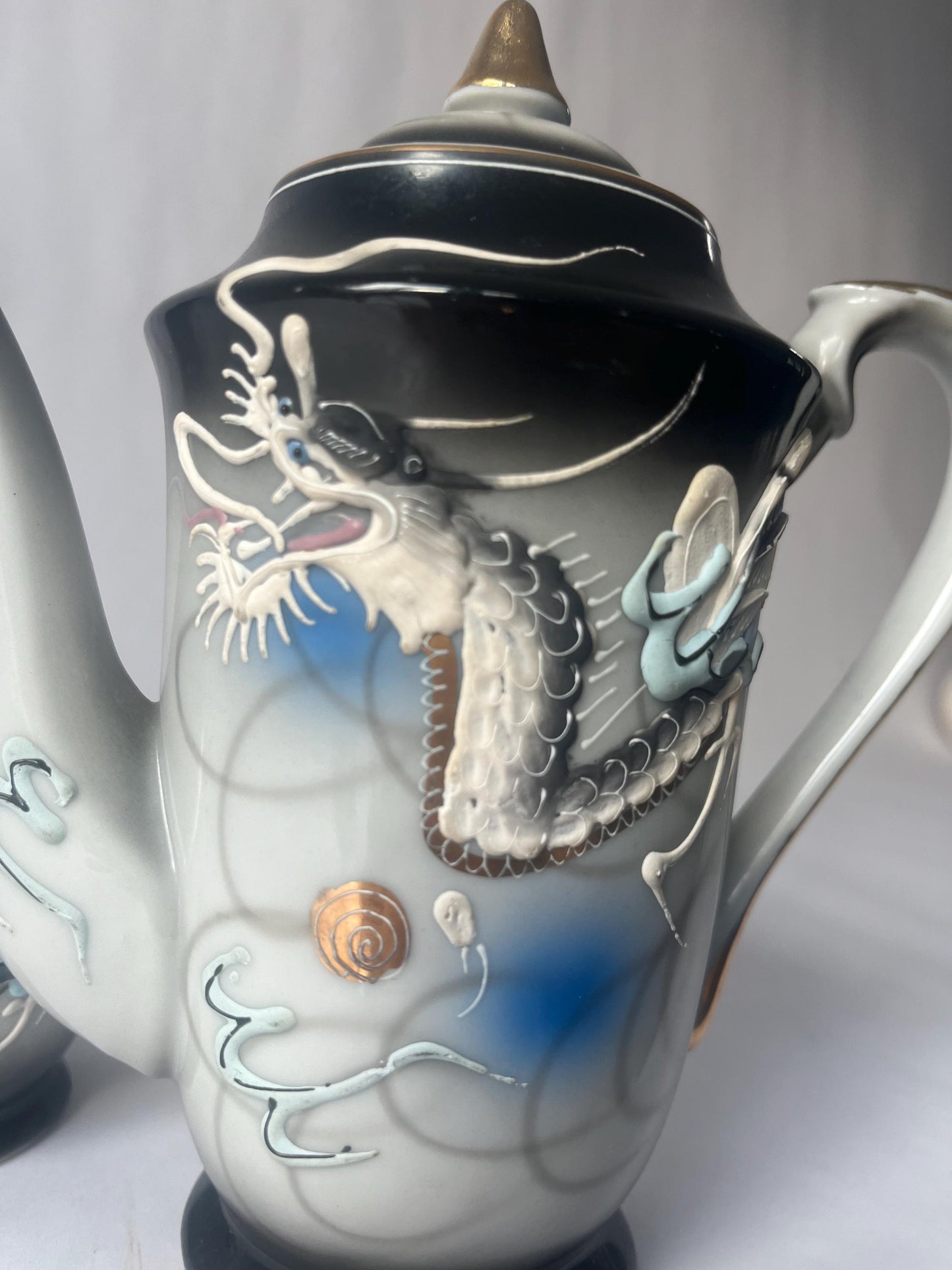 Fantastic vintage hand painted 1950s moriage Dragon Tea Set