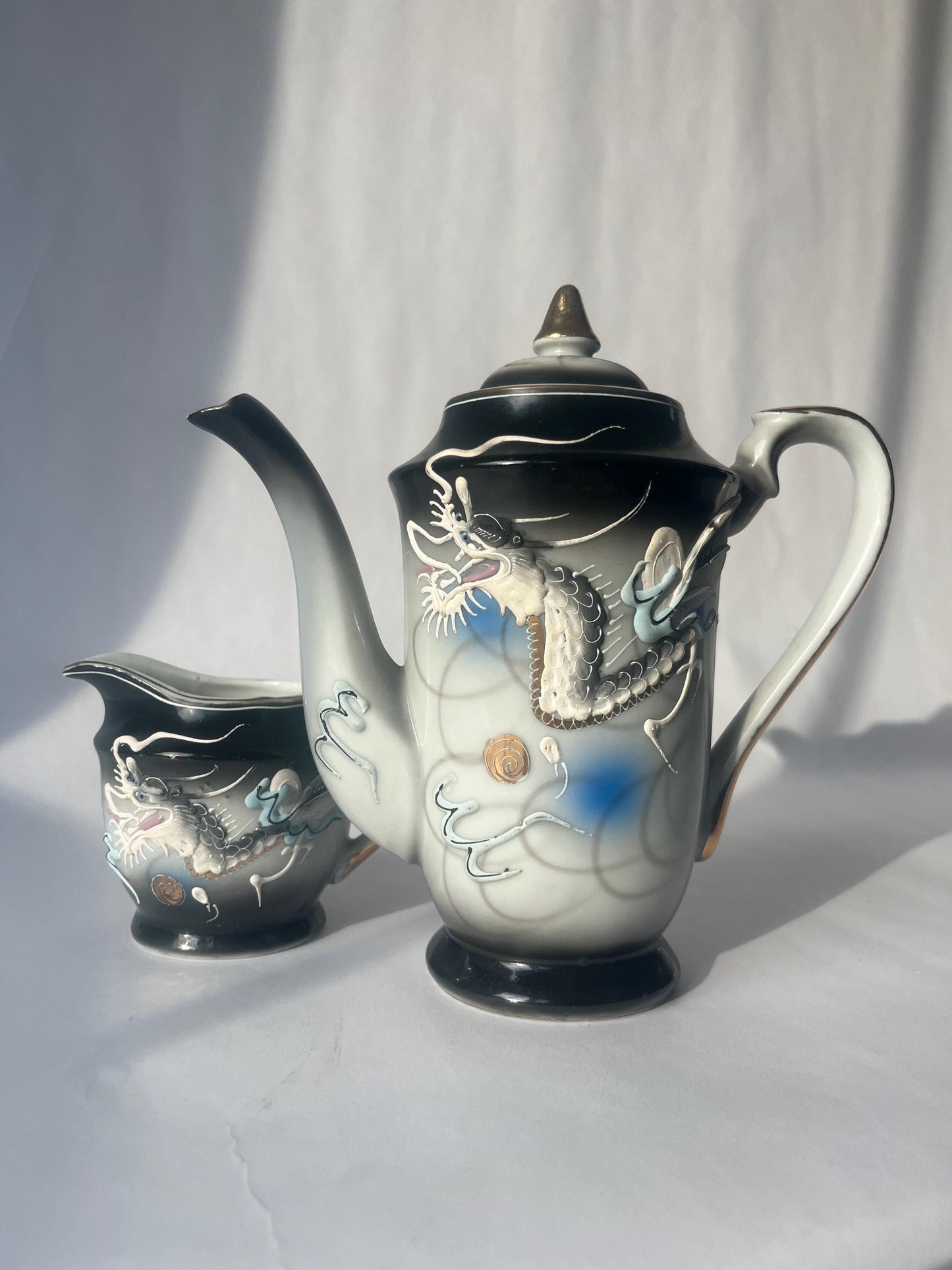 Fantastic vintage hand painted 1950s moriage Dragon Tea Set