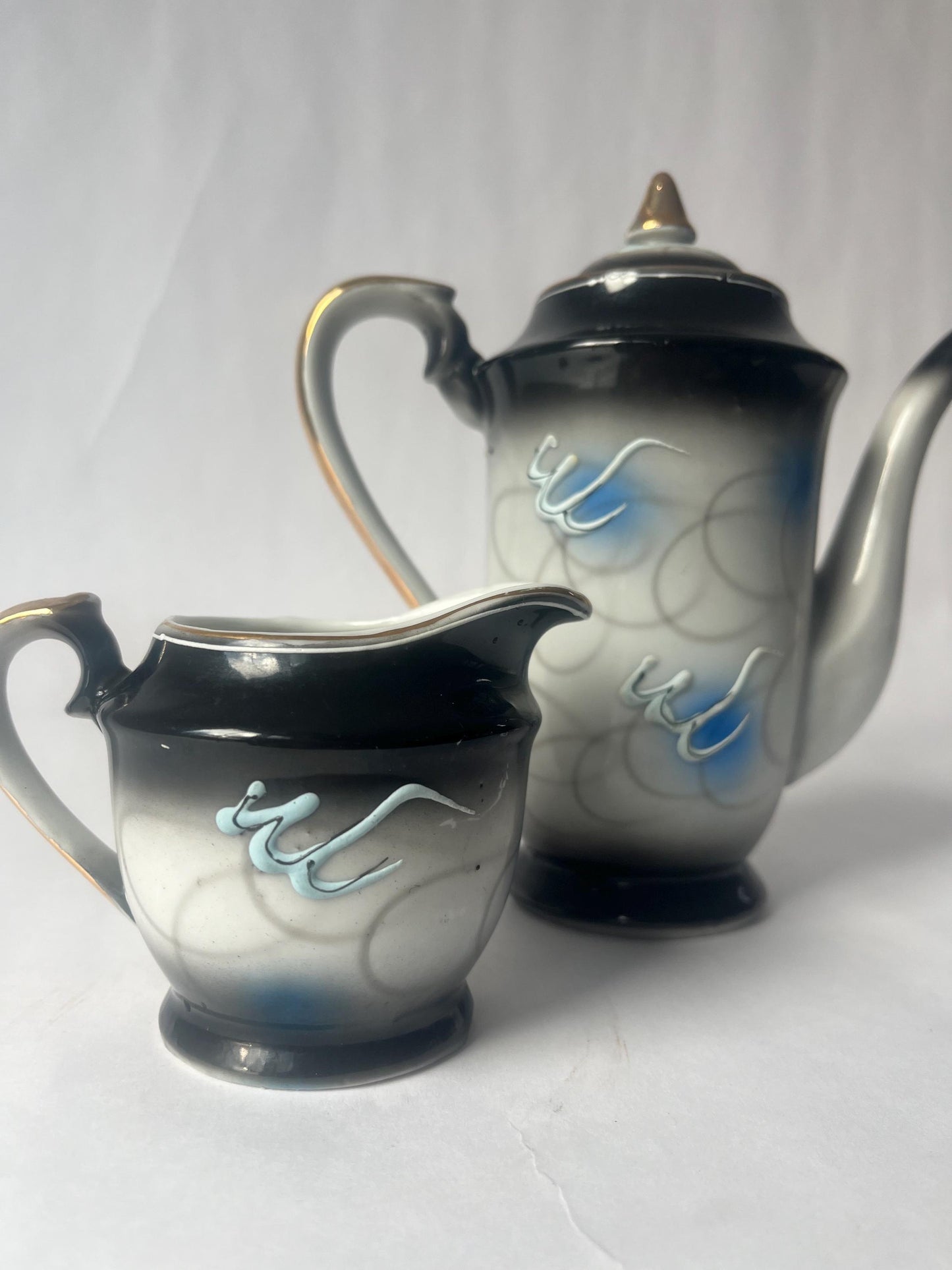 Fantastic vintage hand painted 1950s moriage Dragon Tea Set