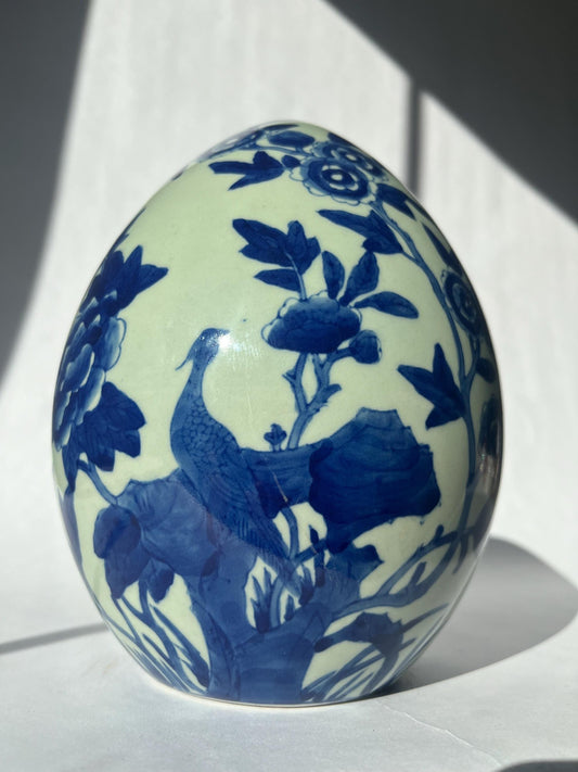 Vintage Bombay Blue & White Large Oriental Chinoiserie Egg