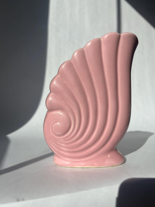 Vintage USA Pottery MCM Cornucopia Shell Pink Planter Vase Art Deco Revival