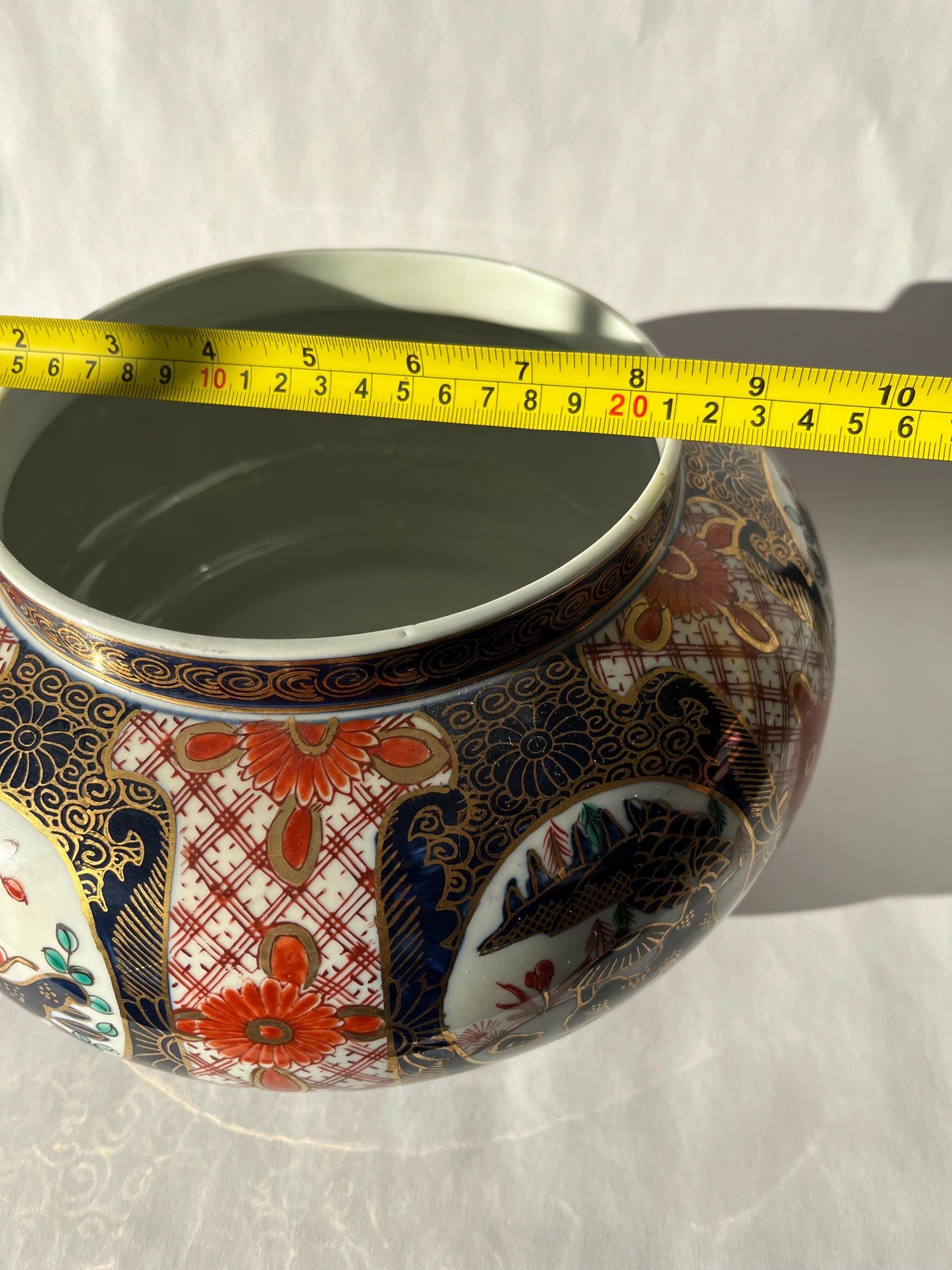 Large Imariware Hand Painted Vintage Japanese Soup Tureen