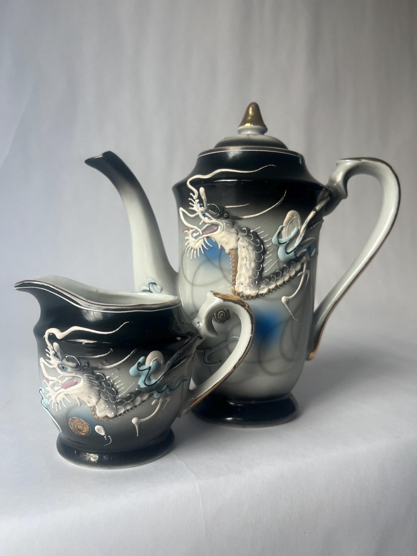 Fantastic vintage hand painted 1950s moriage Dragon Tea Set