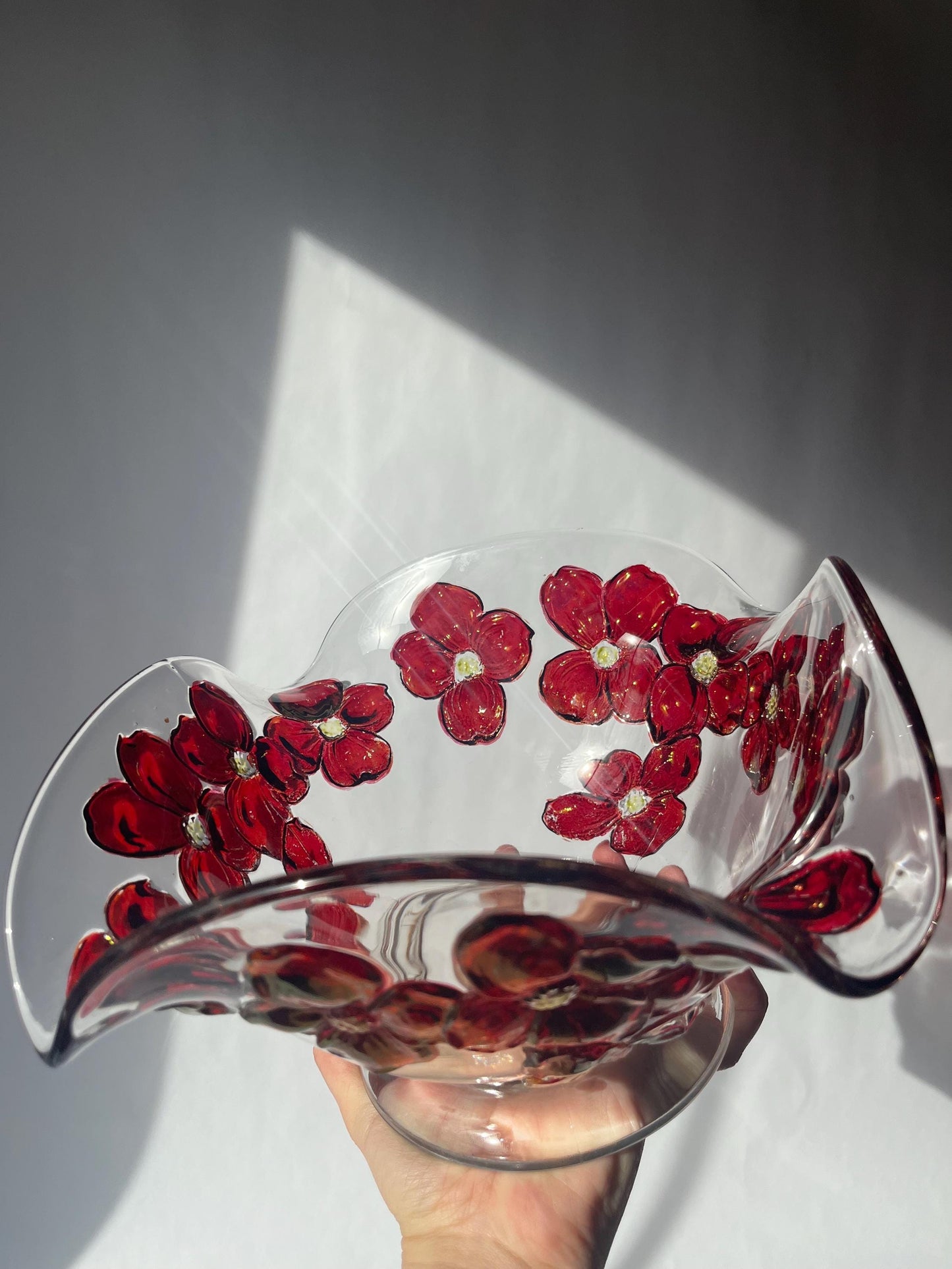 Stunning Colony Glass Dogwood Scalloped Glass Bowl Ruby Red Flowers