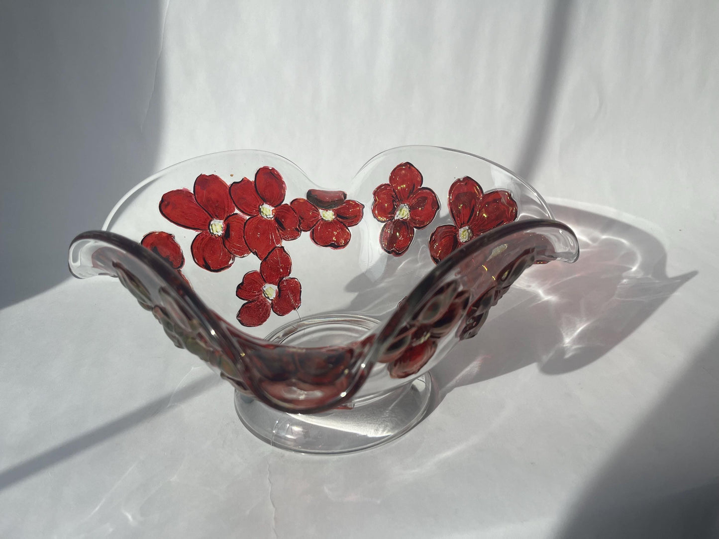 Stunning Colony Glass Dogwood Scalloped Glass Bowl Ruby Red Flowers