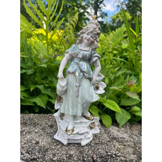 1920-30s German lustreware porcelain figurine