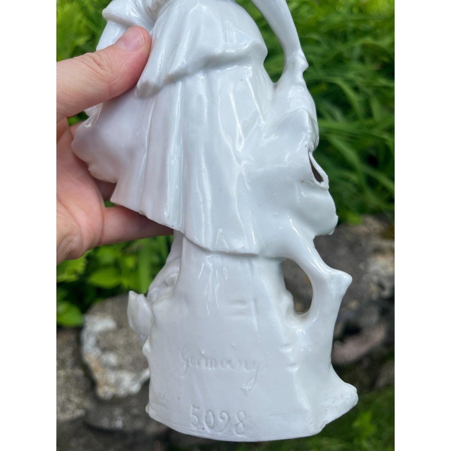 1920-30s German lustreware porcelain figurine
