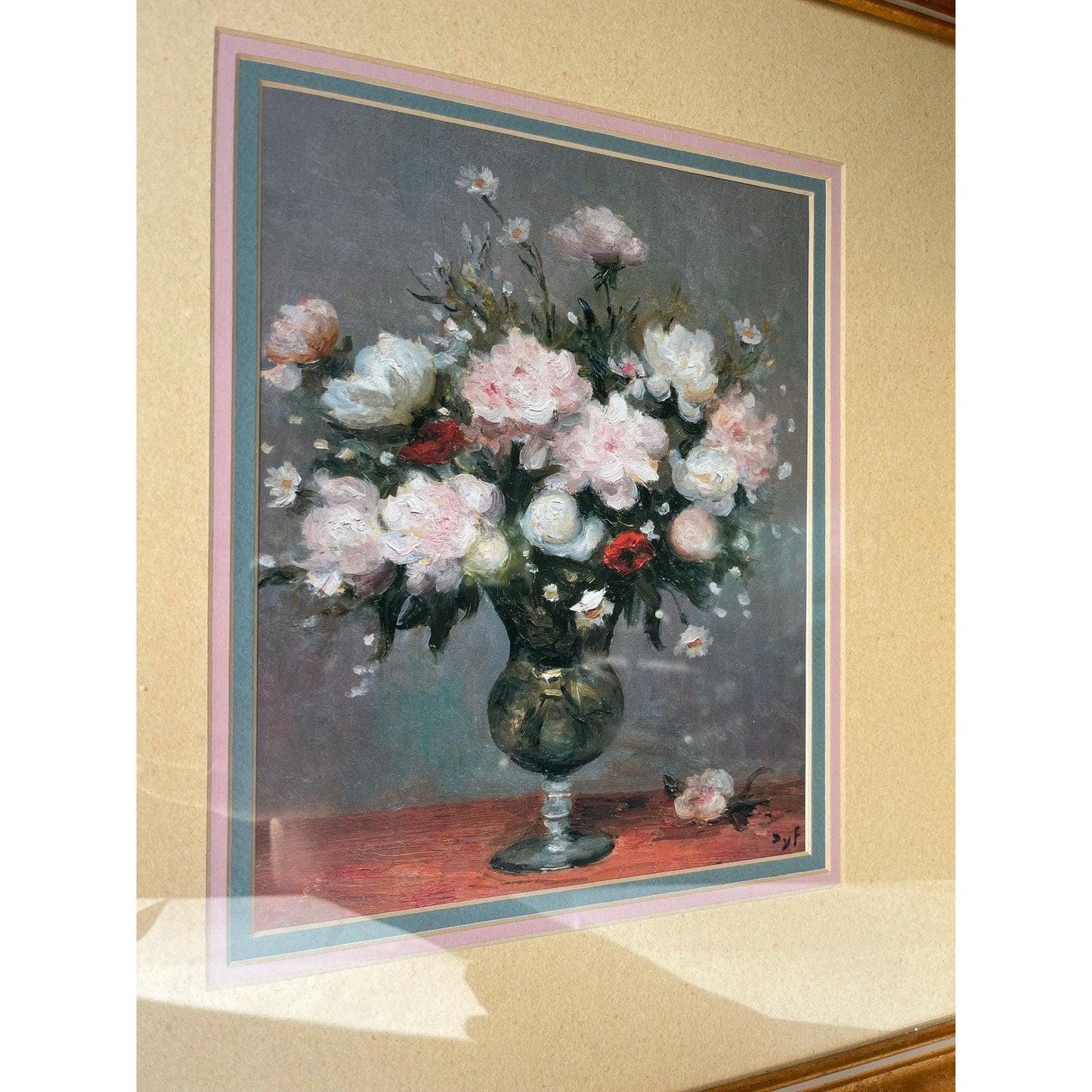 Lovely pair of vintage framed prints floral art work