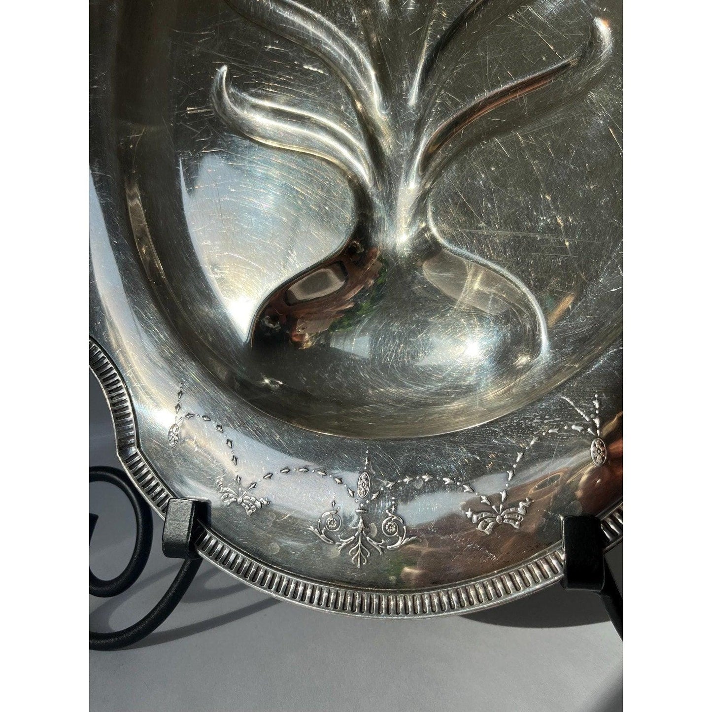 Oneida Silver Grosvenor Silverplated Meat Platter With Drip Well
