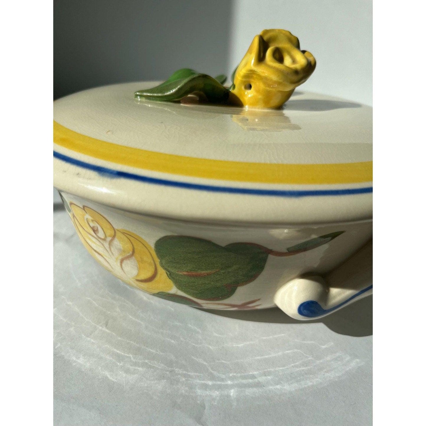 Vintage Red Wing Pottery BRITTANY CASSEROLE with a rose lid