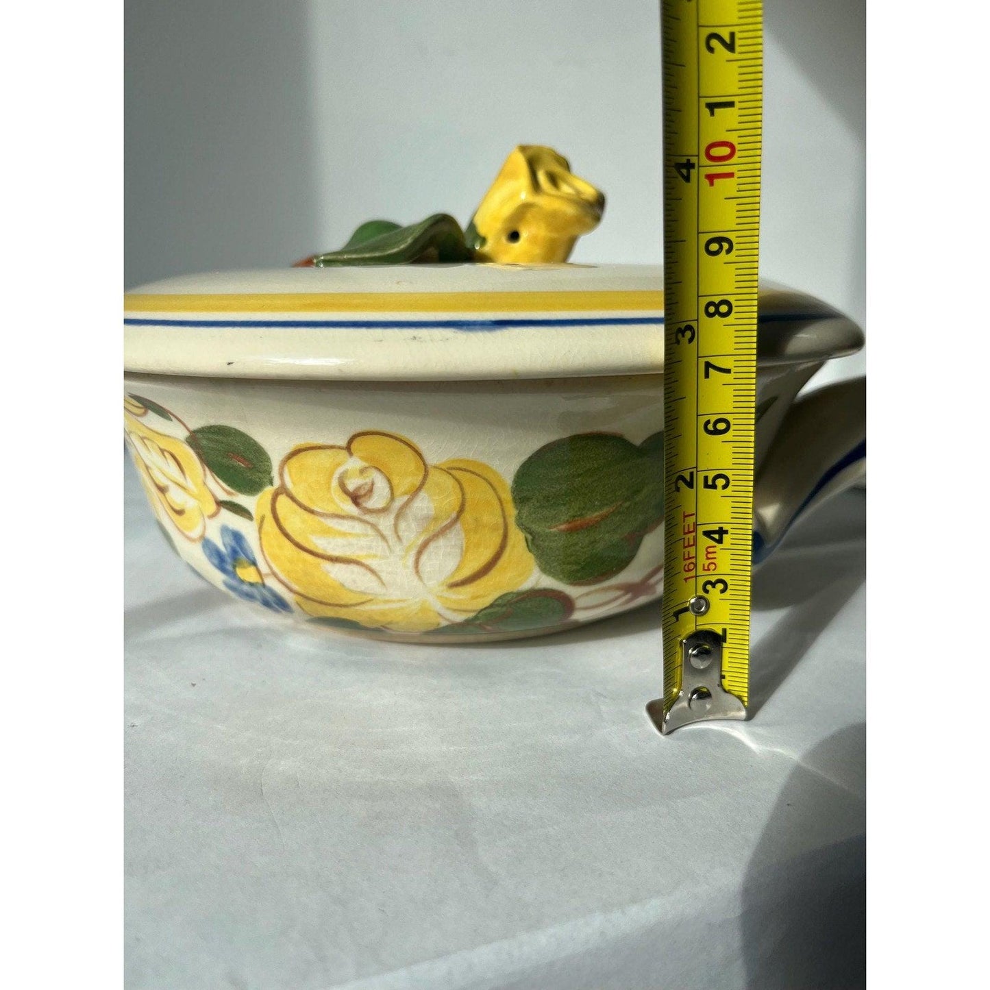 Vintage Red Wing Pottery BRITTANY CASSEROLE with a rose lid