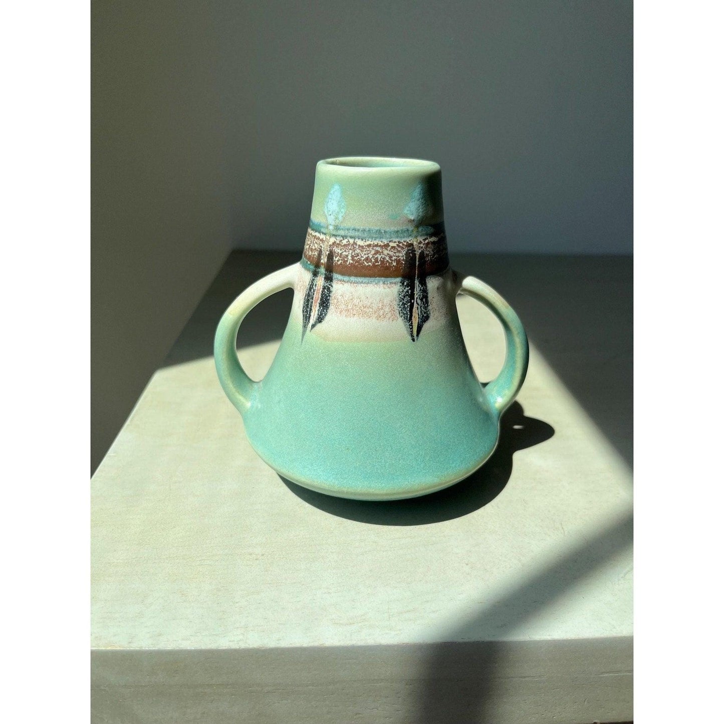 Mid-century 1950s two-handled Vase Made in Japan, Roseville "Monticello" Pattern