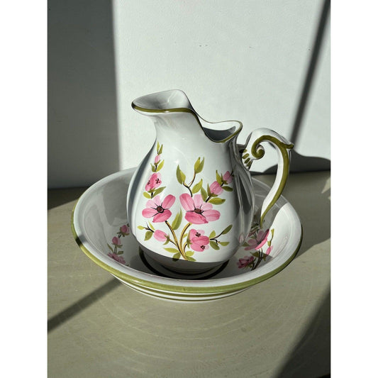 Gorgeous Italian ceramic set - recessed spout pitcher with a matching bowl