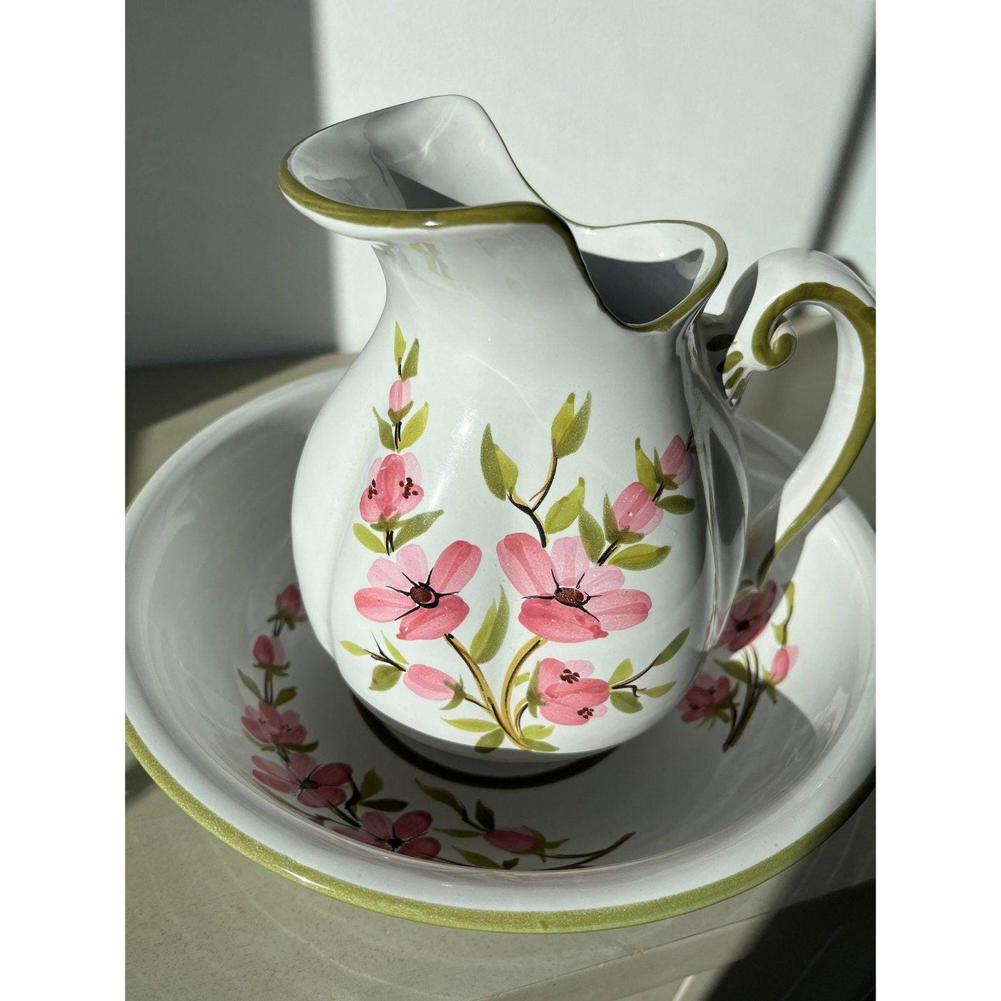 Gorgeous Italian ceramic set - recessed spout pitcher with a matching bowl
