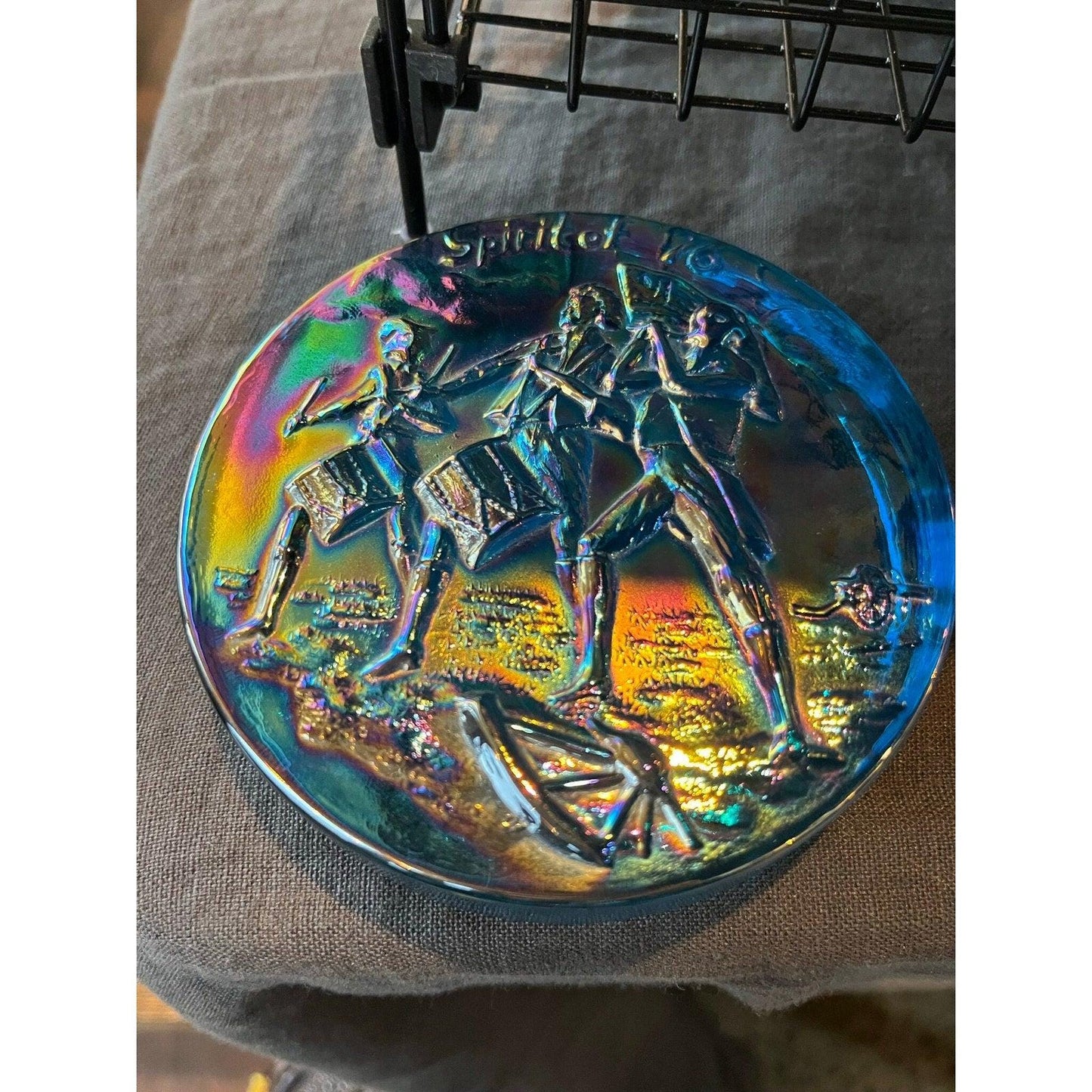 Vintage carnival glass “The spirit of 1776 paperweight