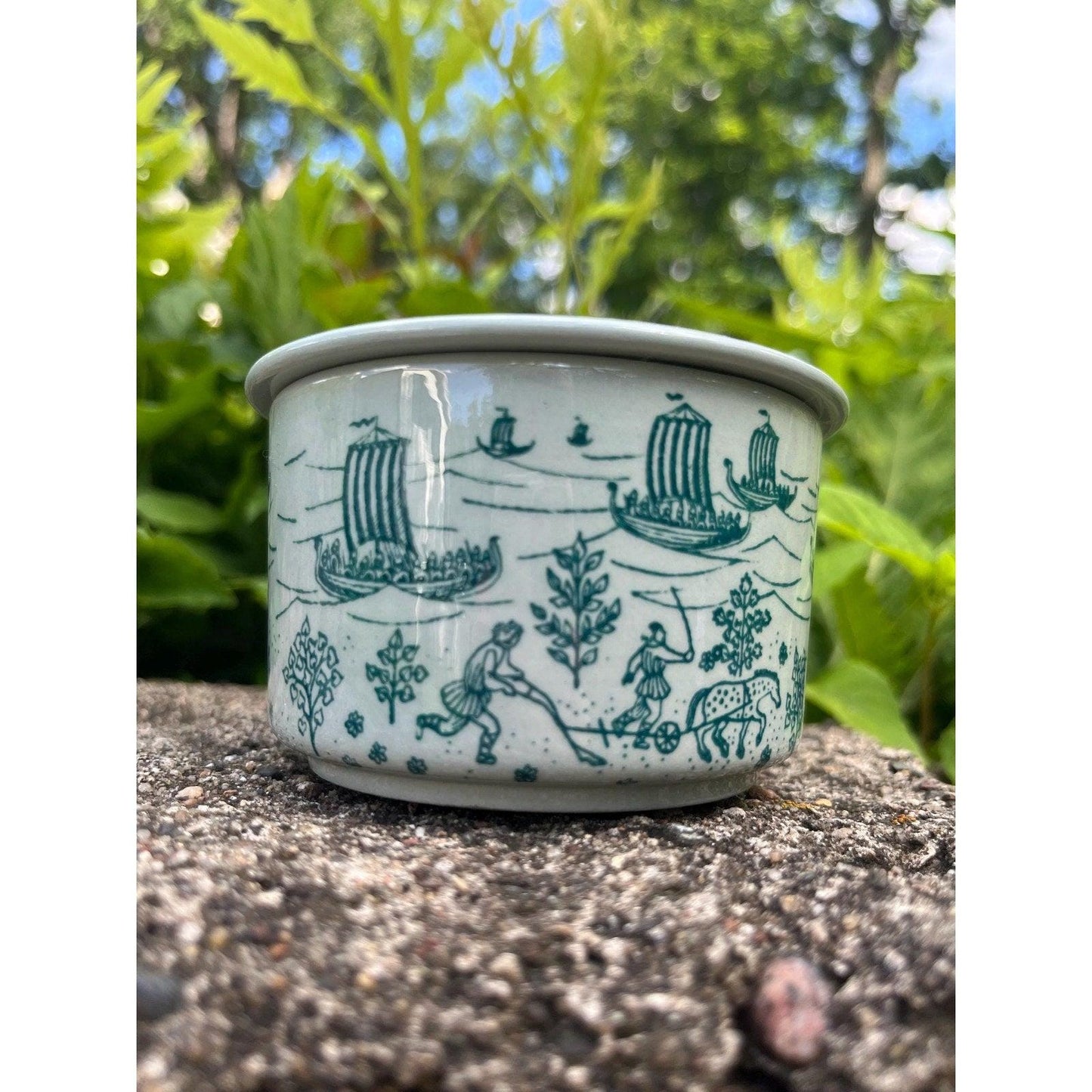 Vintage Nymolle Hoyrup lidded trinket dish, made in Denmark