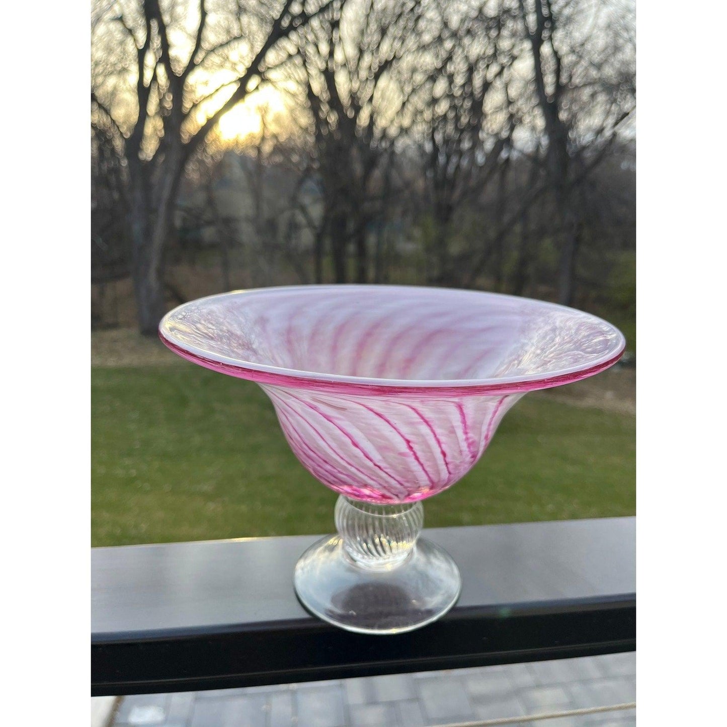 Large vintage Murano style art glass centerpiece bowl - candy pink and white swirl
