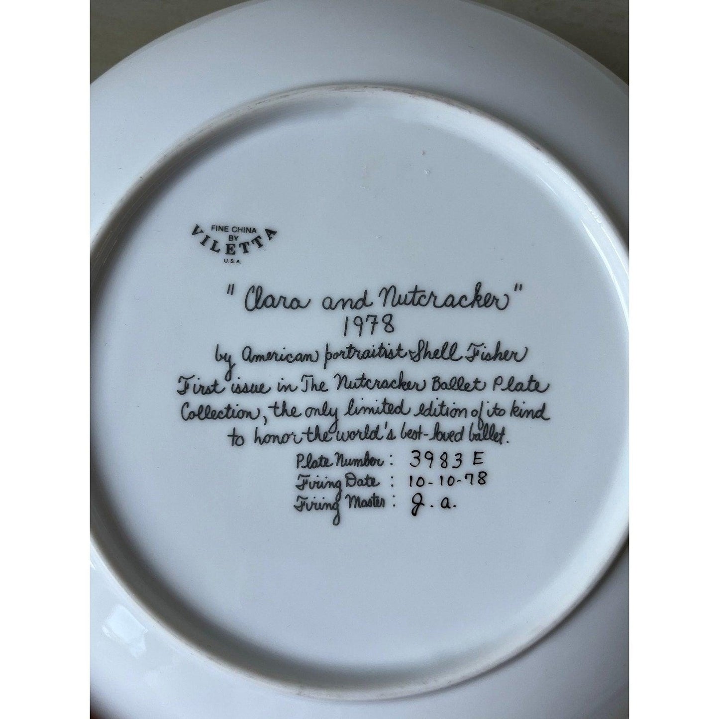 VILETTA Collectors Plate Clara and Nutcracker from 1978