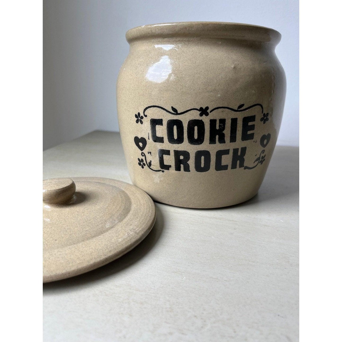 Large vintage stoneware cookie crock made by Moira of England