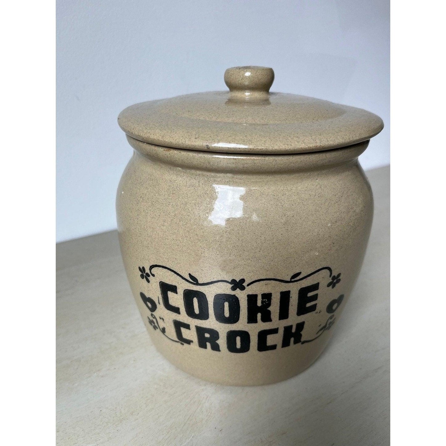 Large vintage stoneware cookie crock made by Moira of England
