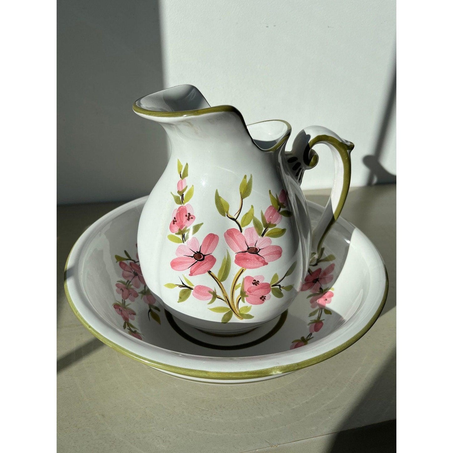 Gorgeous Italian ceramic set - recessed spout pitcher with a matching bowl