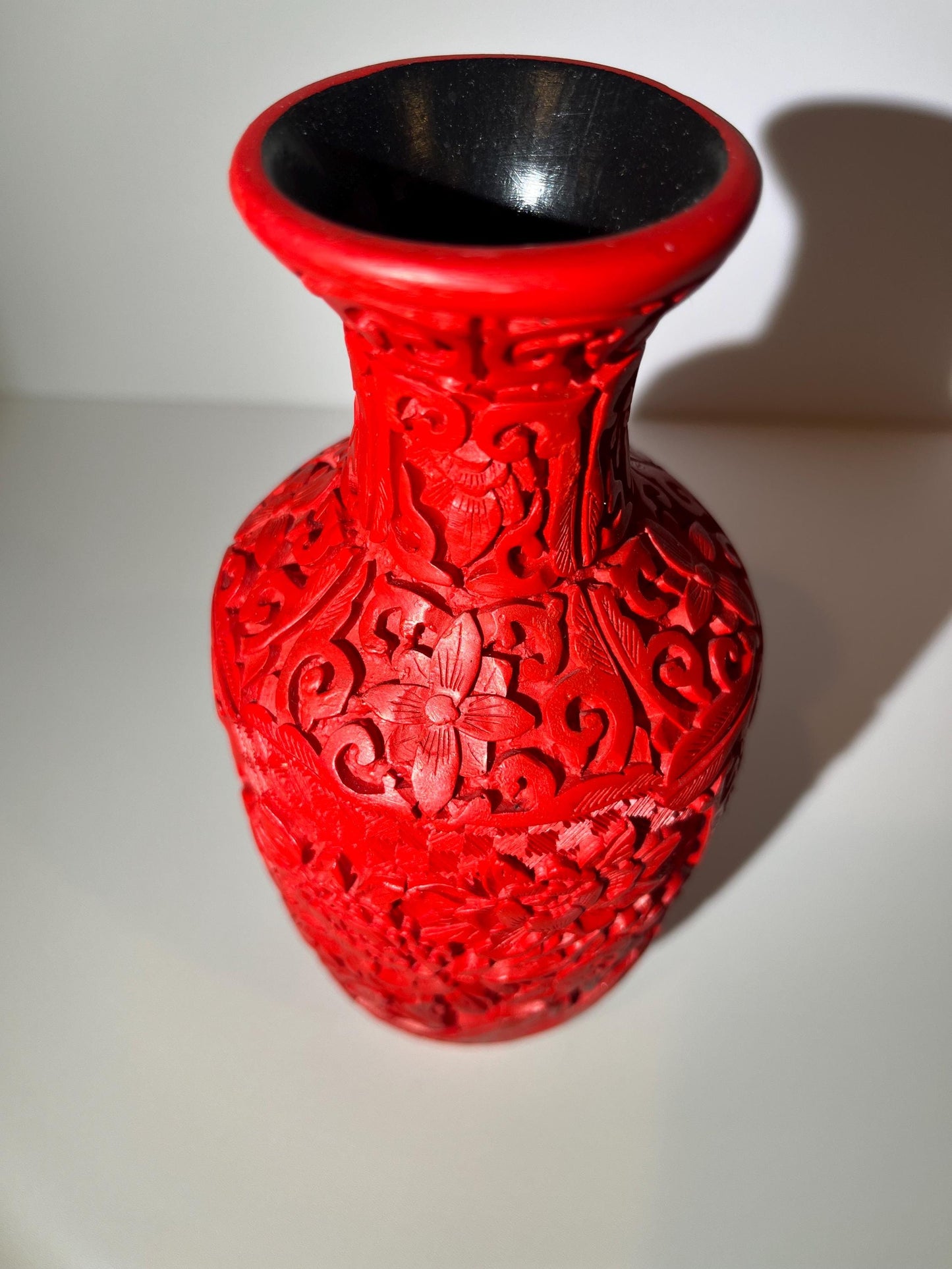 Vintage Chinese Red Cinnabar Lacquer Vase
