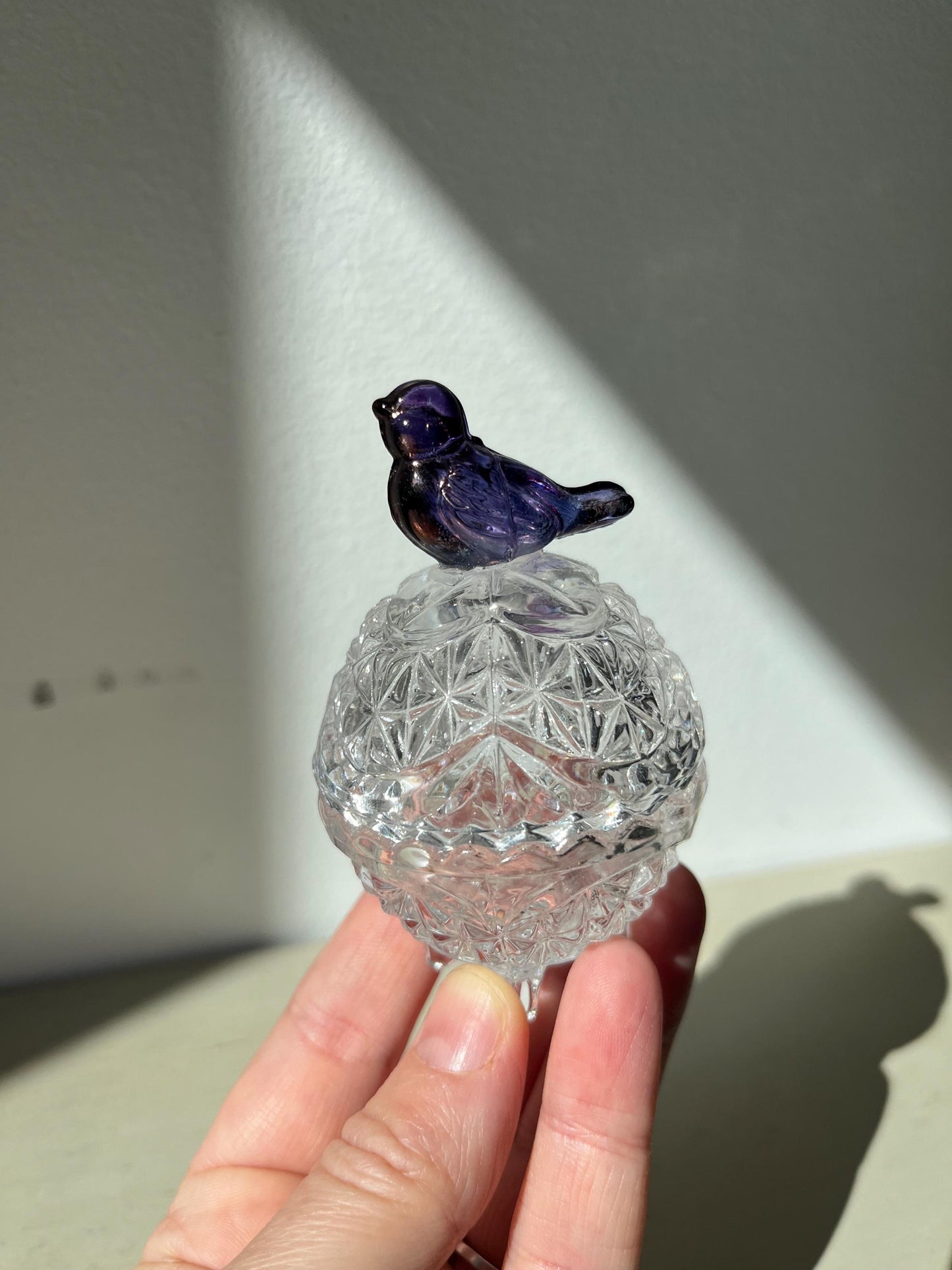 Vintagw Hofbauer Byrdes Lead Cut Crystal Bird Lided Round Dish Purple